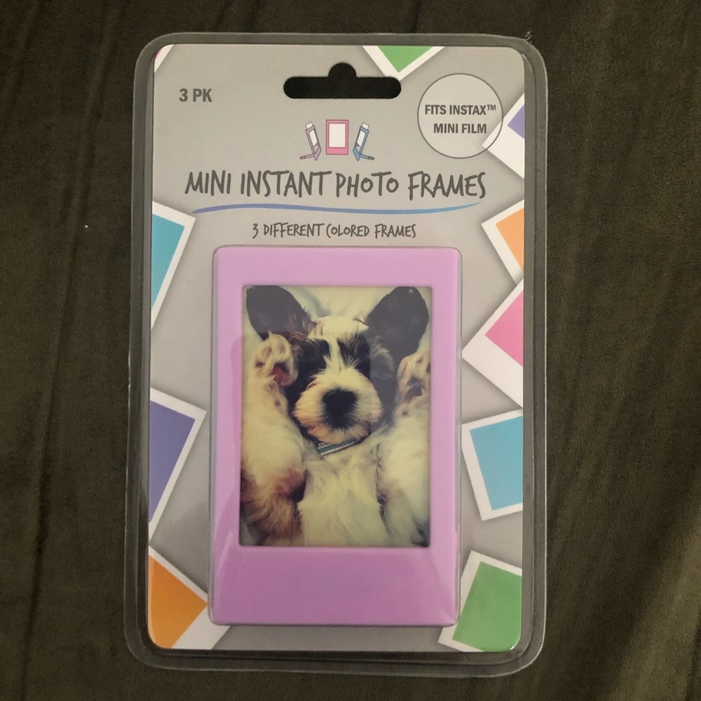 Photo frames and colored paper - Picture 2 of 6